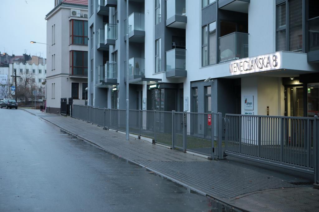 Super-Apartamenty Prestige Poznań Exteriör bild