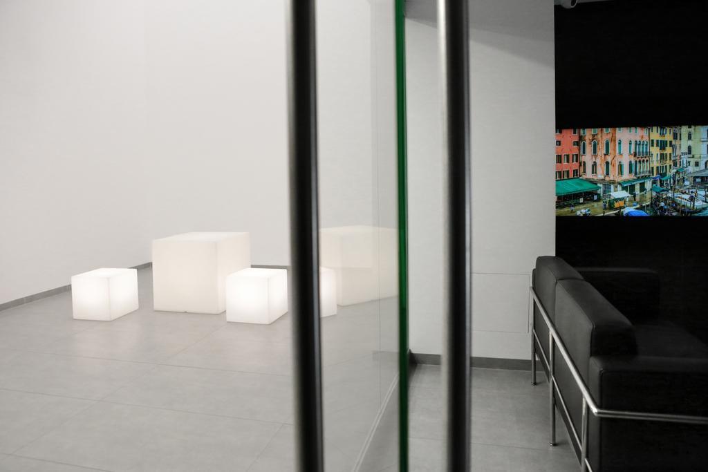 Super-Apartamenty Prestige Poznań Exteriör bild